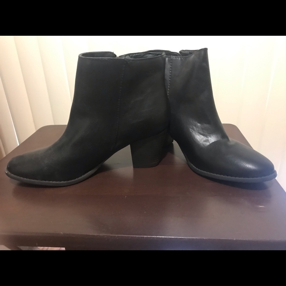 Women’s ankle boots